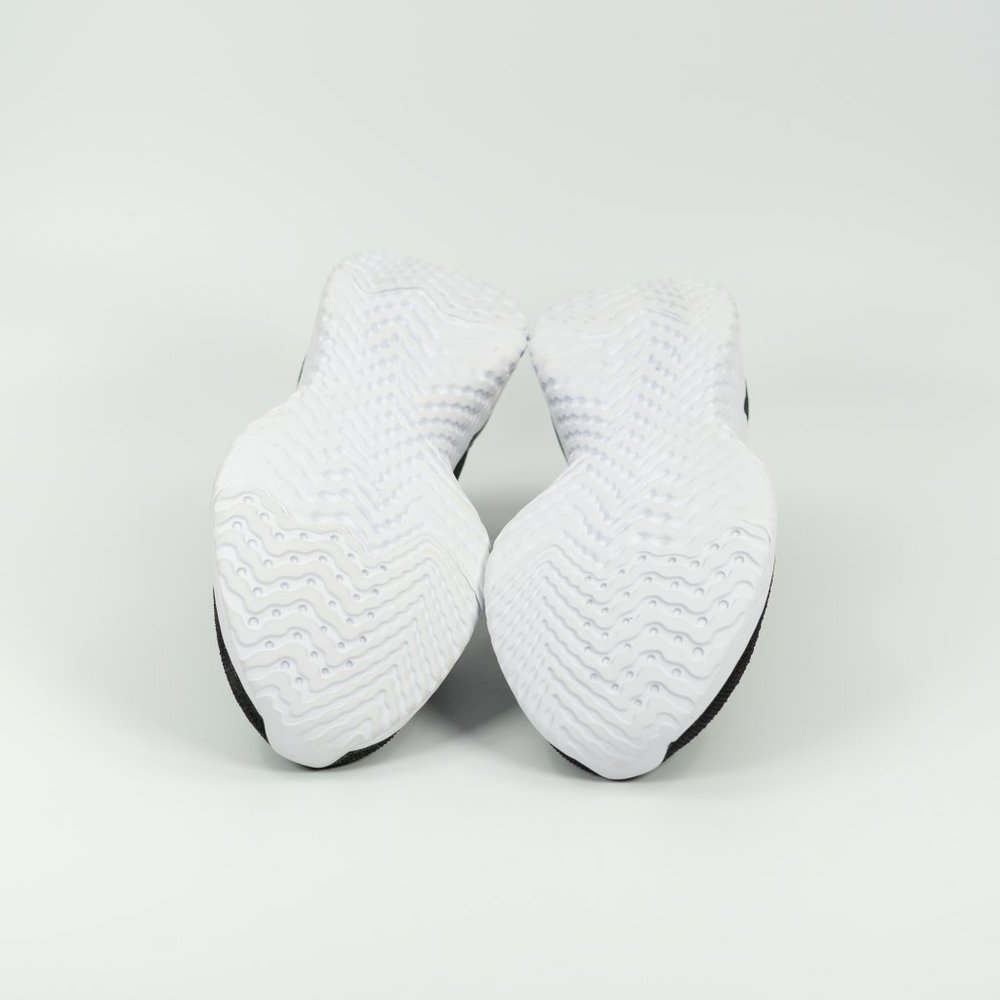 Nike Epic React Flyknit 2 'Gunsmoke' BQ8928-002 Running Training Jogging Gym - Picture 8 of 10